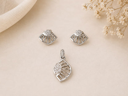 Radiant Fan 925 Sterling Silver Pendant Set by Veera Aabha